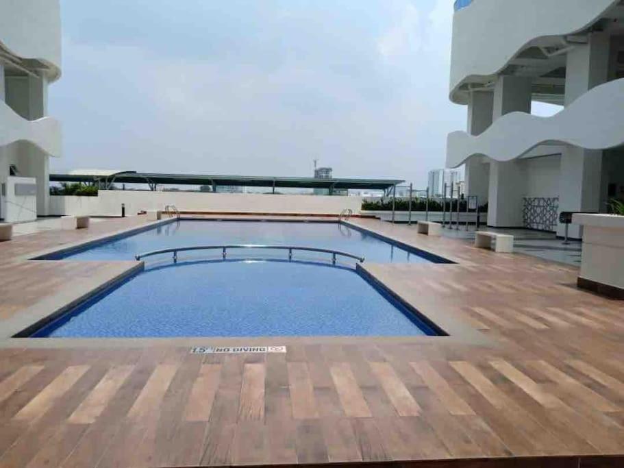 Apartment The Wave Residences Kota Laksamana