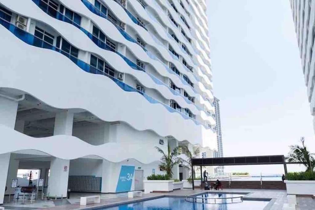 The Wave Residences Kota Laksamana Apartment